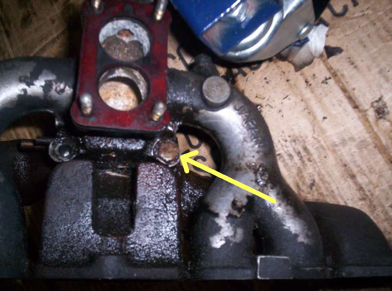 Stuck manifold bolt Stuck manifold bolt