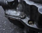 Carburetor screws